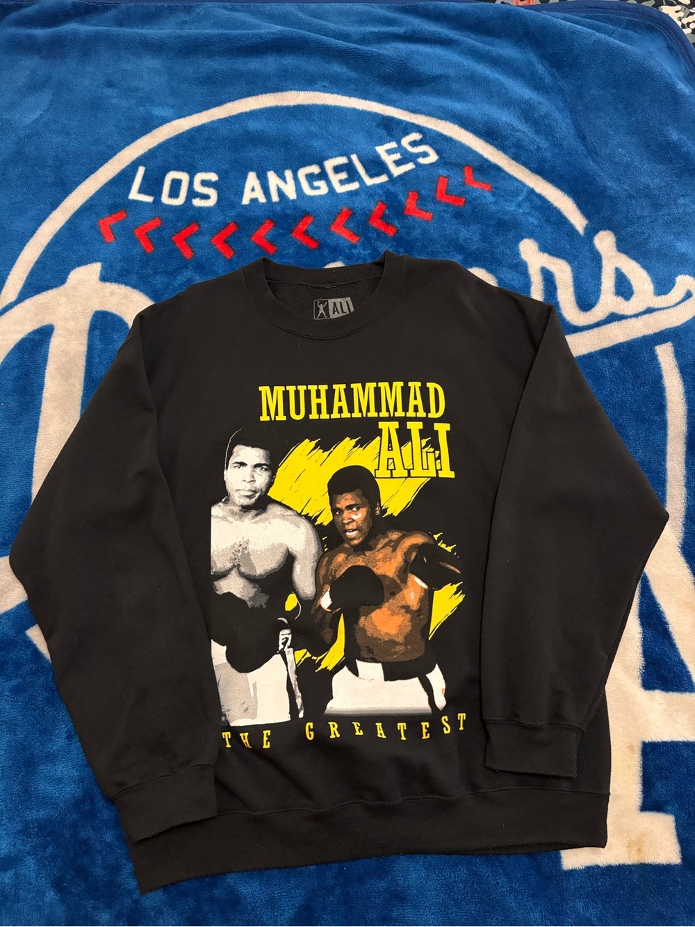 Muhammad Ali The Greatest Graphic Crewneck Sweatshirt Black Men’s Large
